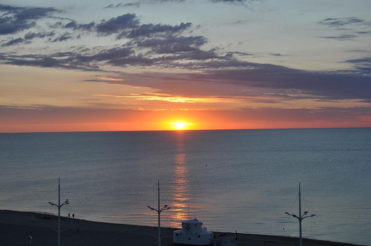 Albatros Apartment Canet-en-Roussillon Bagian luar foto